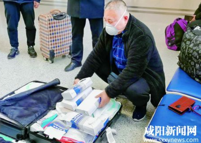 "Shaanxi Good Man" Chen Jun（Sam）Purchased More Than 1,000 Masks Overseas And Donated Them To His Hometown