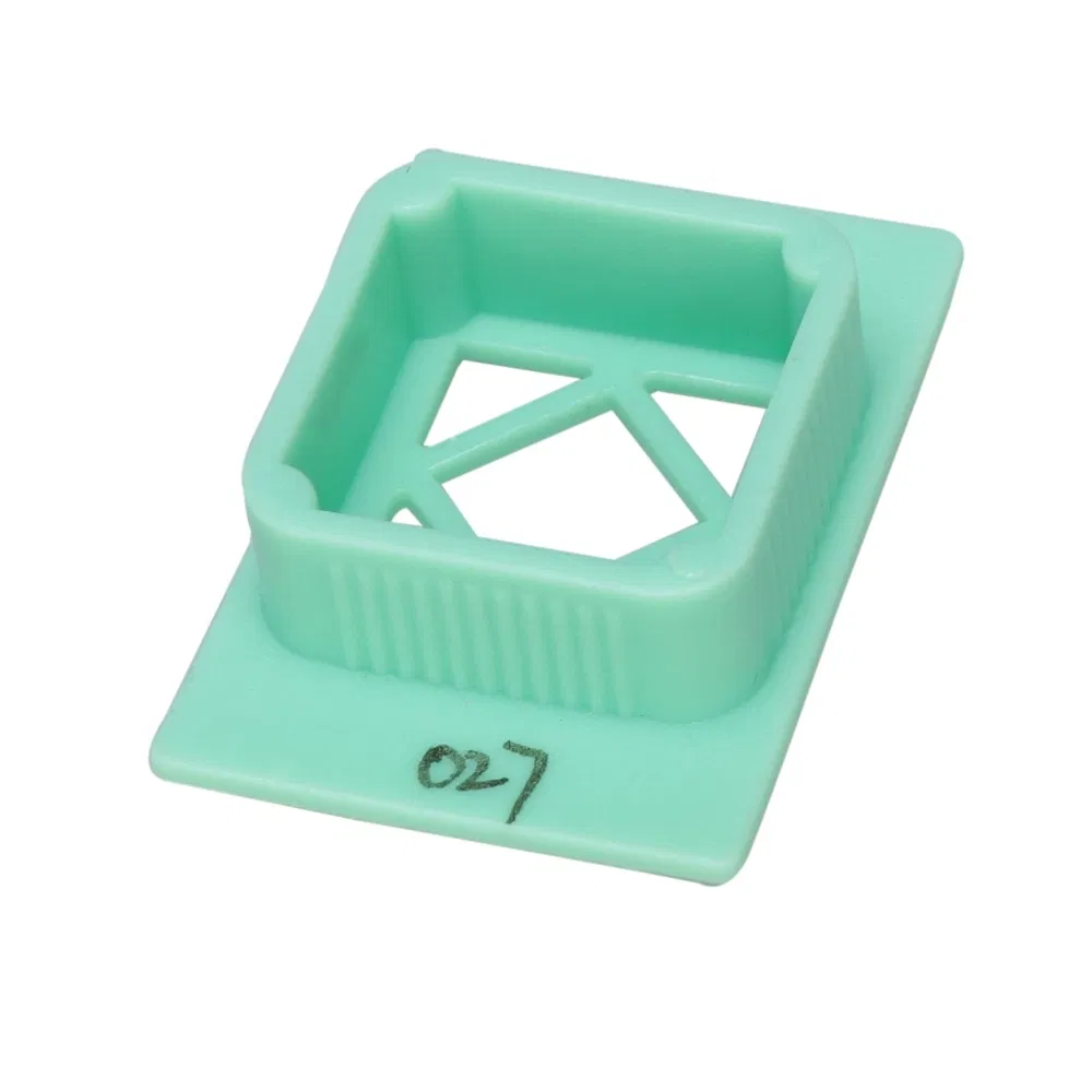 Durable Laboratory Grade Polypropylene Tissue Embedding Cassette Box Used for Histological Processing